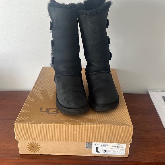 UGG Black Tall Bailey Boots - Picture 1 of 5